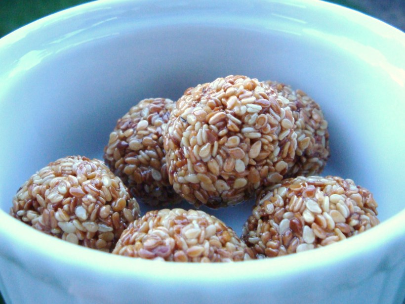 Honey sesame candy